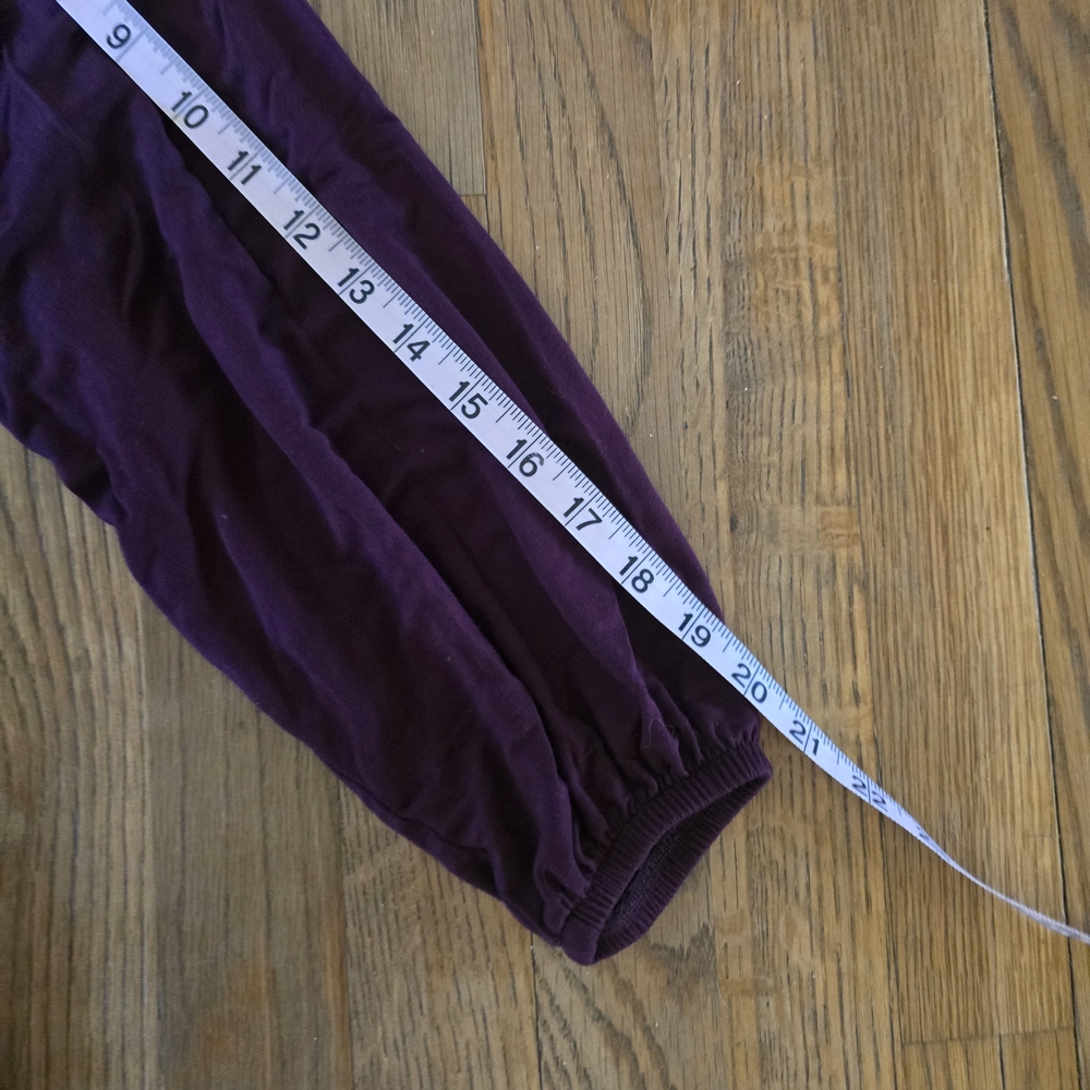 VENUS Deep Burgundy V-Neck‎ Blouse - Picture 5 of 5